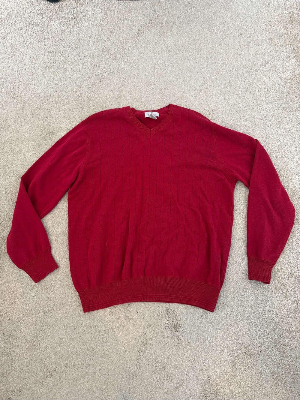 Red Dockers golf vneck sweater